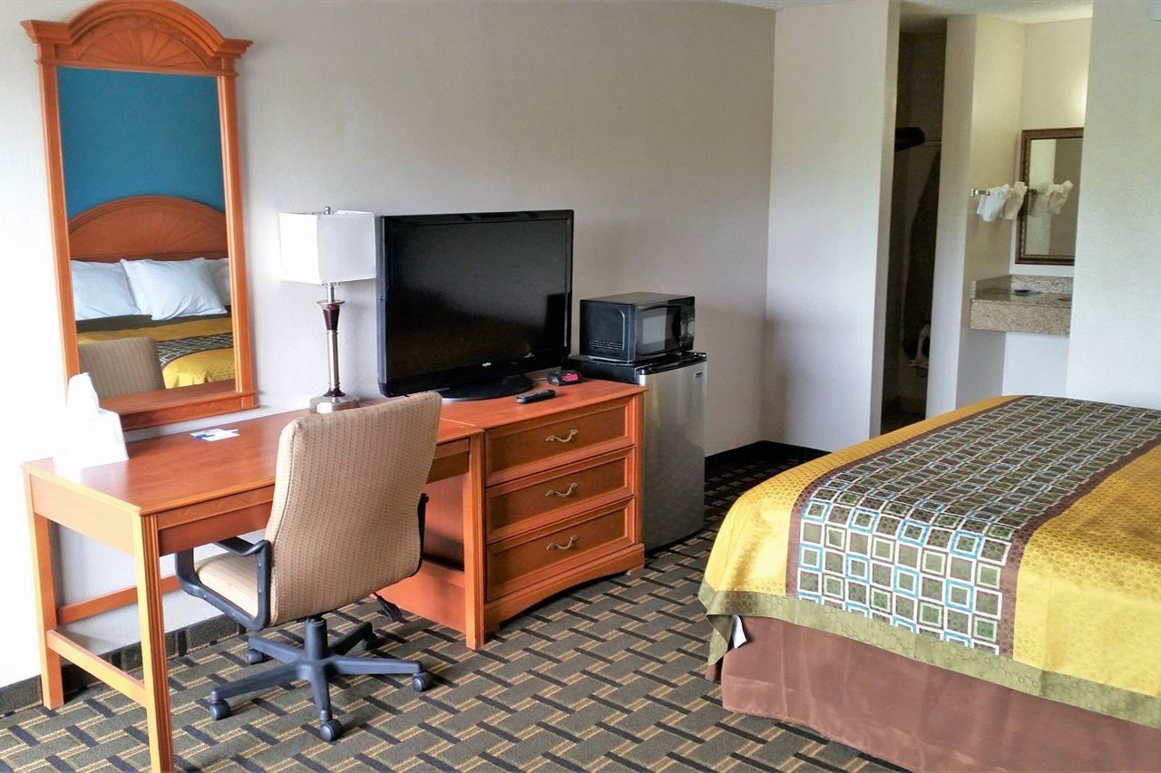 Americas Best Value Inn Elizabethtown Buitenkant foto