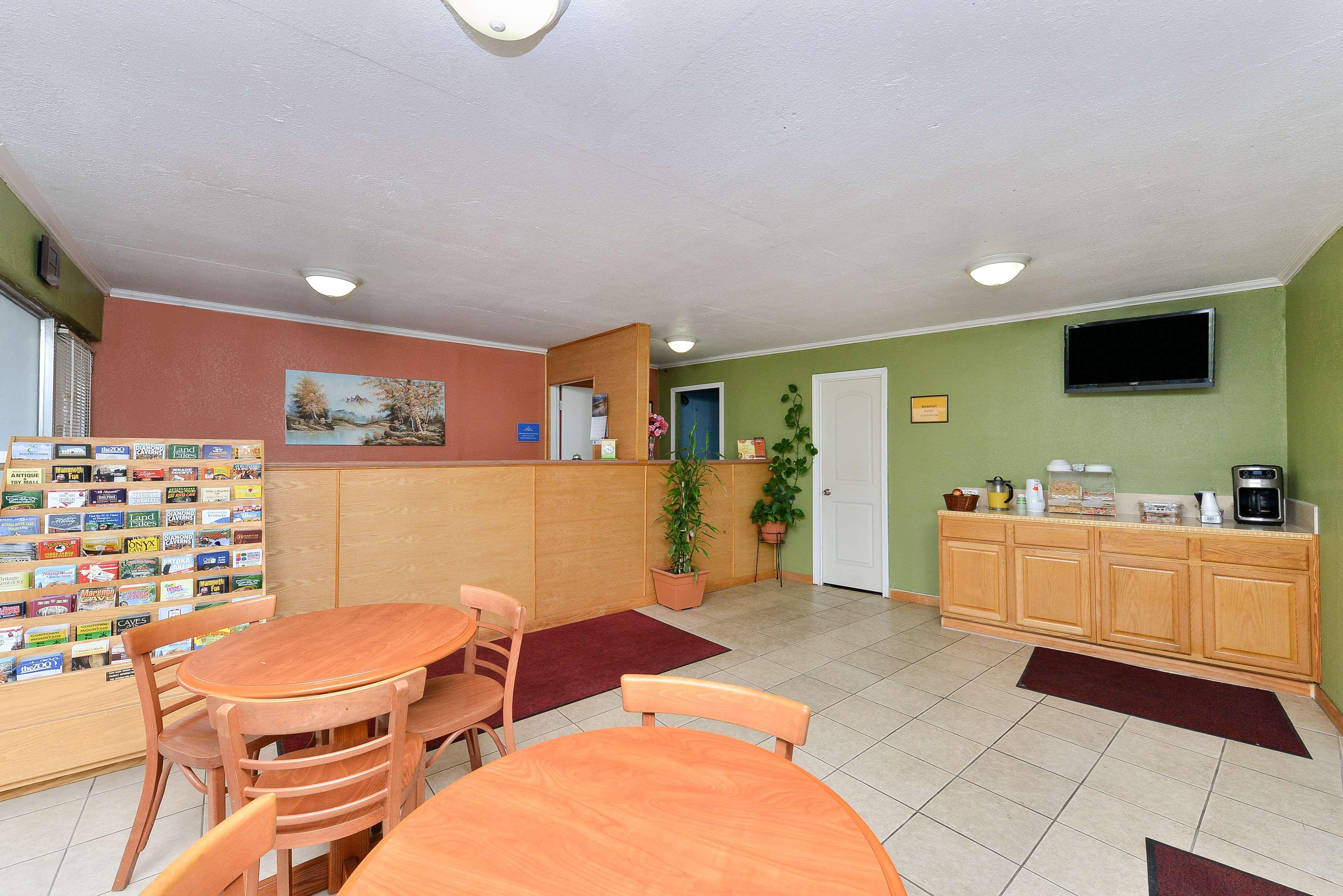 Americas Best Value Inn Elizabethtown Buitenkant foto