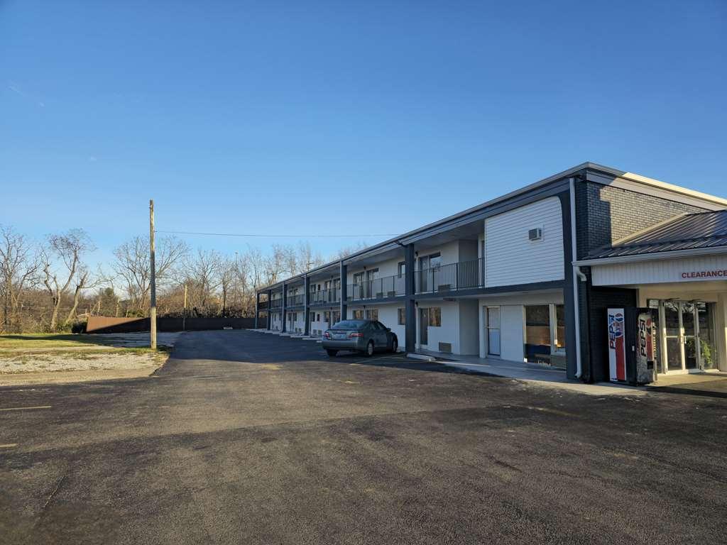 Americas Best Value Inn Elizabethtown Buitenkant foto