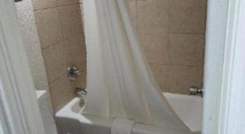 Americas Best Value Inn Elizabethtown Buitenkant foto