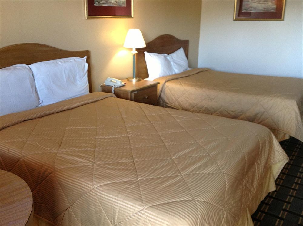 Americas Best Value Inn Elizabethtown Buitenkant foto